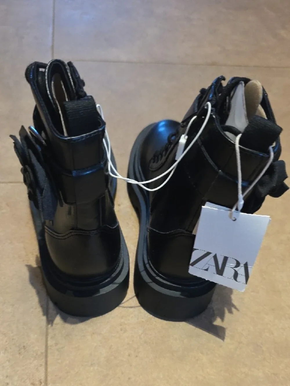 Zara Girl's Black Floral Accent Combat Boots. Size 1